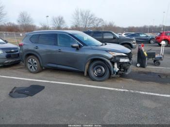  Salvage Nissan Rogue