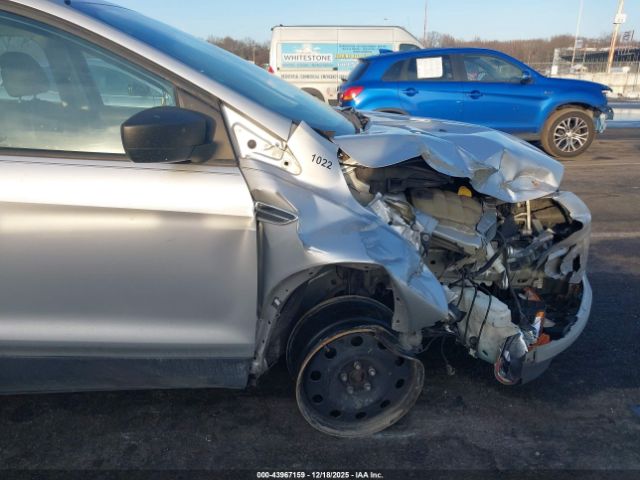 Ford Escape S Image 12